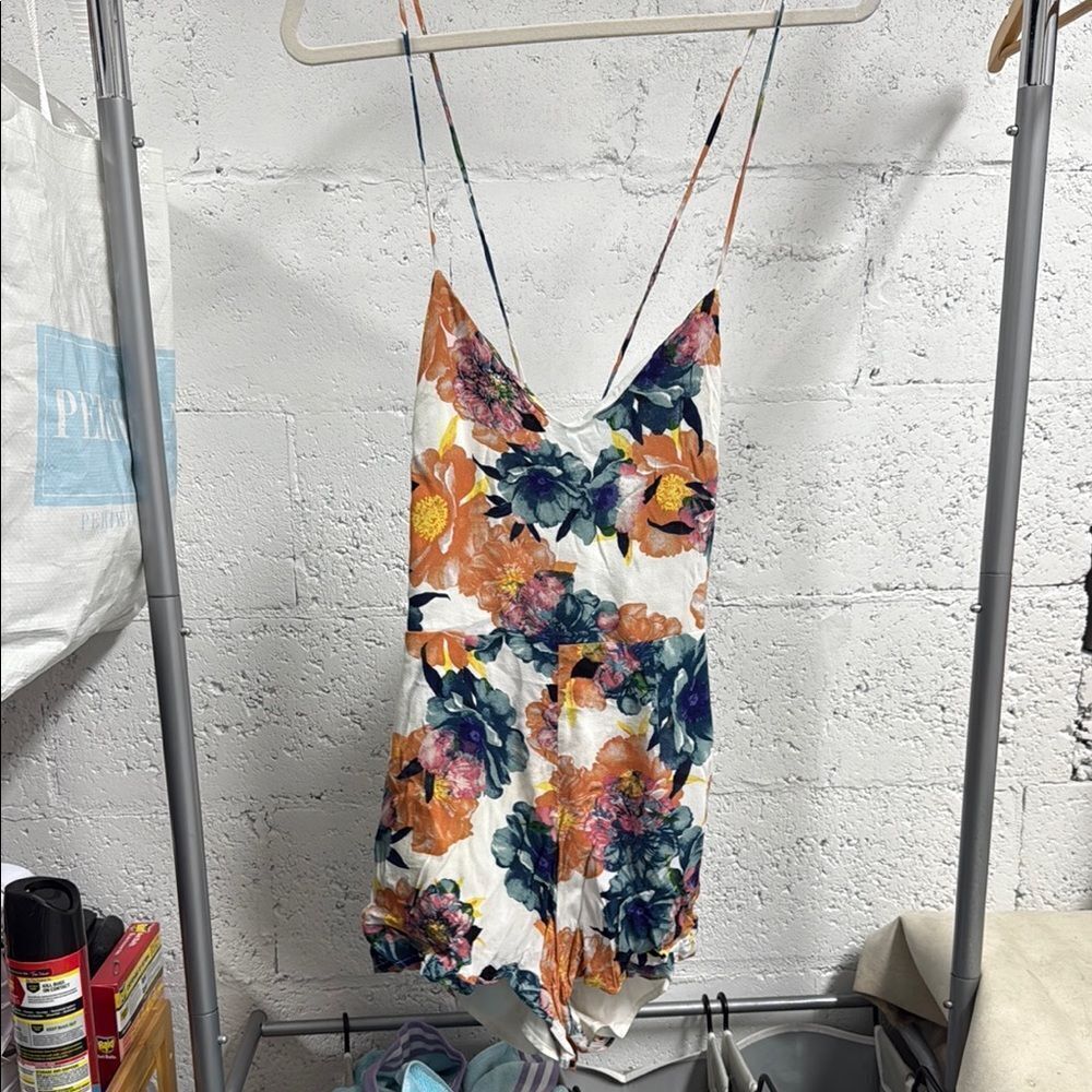 NBD Multicolor Floral Romper Size Small Corful Summer Outfit